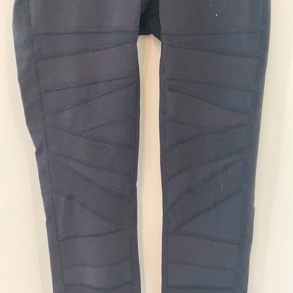Lululemon leggings with mesh on the legs - Picture 2 of 4